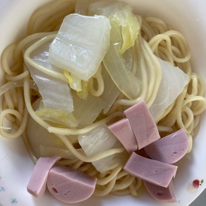 白菜と玉ねぎとソーセージラーメン⁑